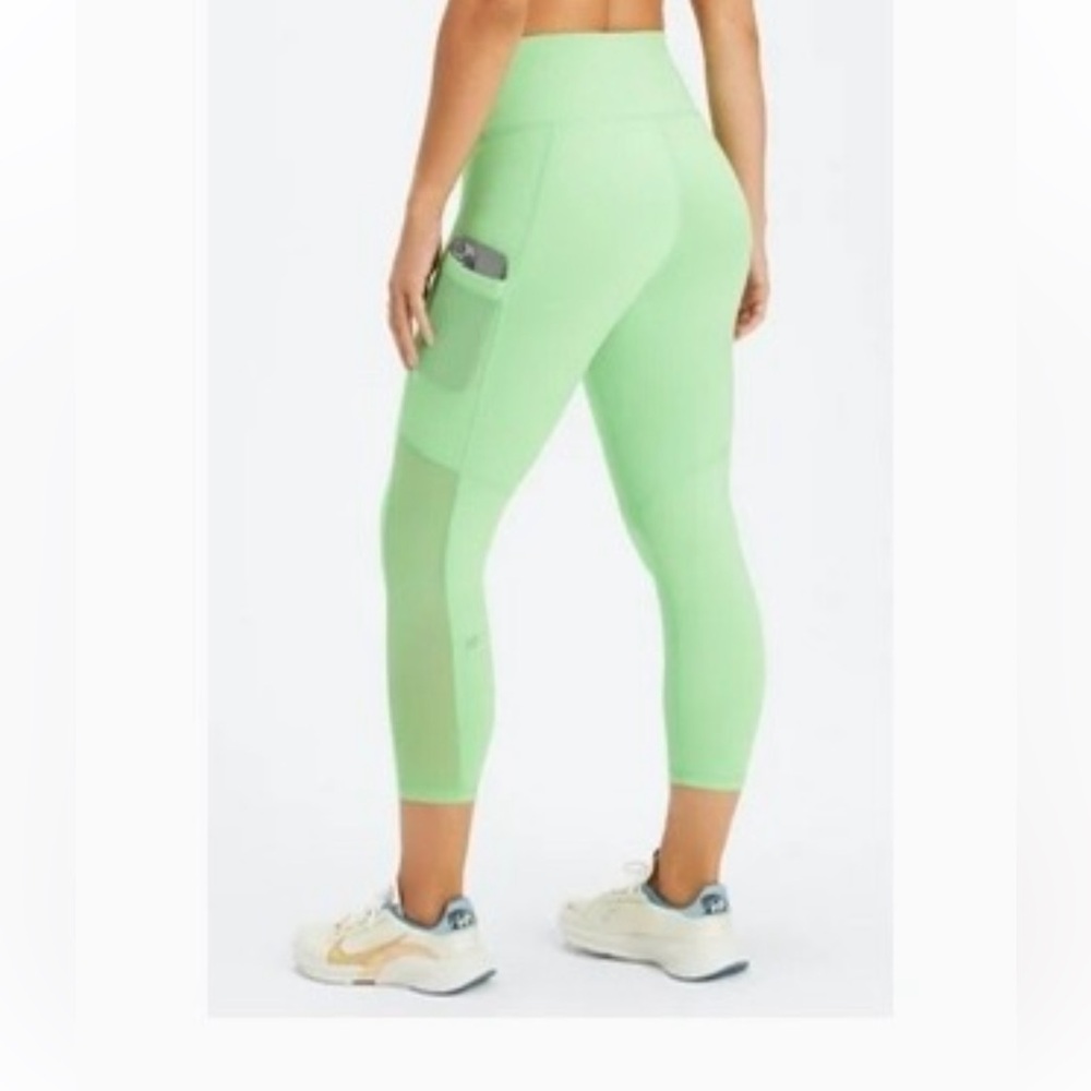 FABLETICS: On-The-Go powerhold Capri